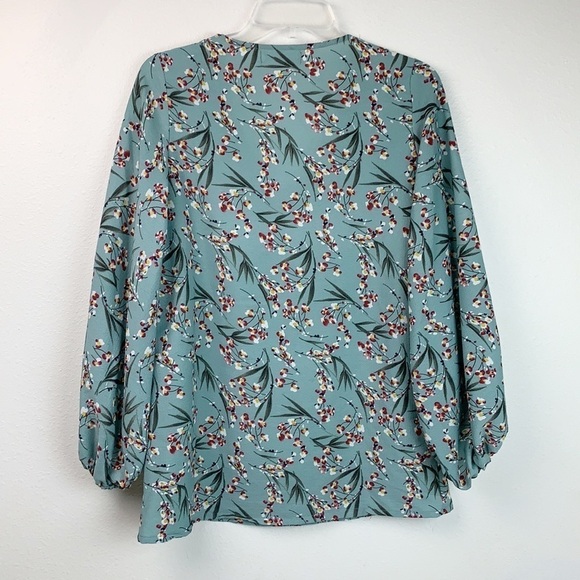 Belongsci tiny floral print blouse V neck balloon sleeve soft green tunic top - Picture 3 of 9